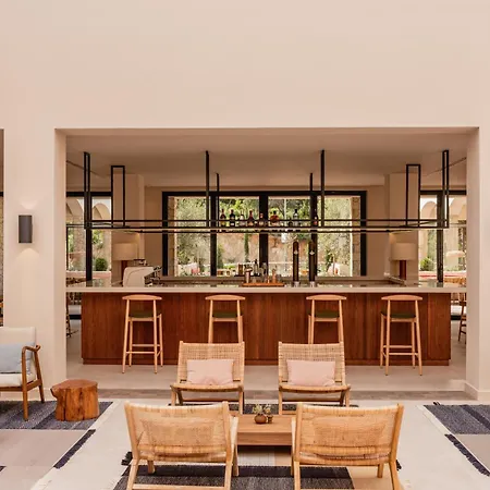 Zel Costa Brava Resort 3*