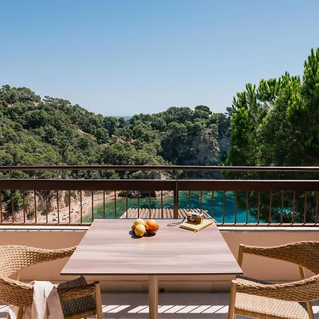 Zel Costa Brava Üdülőközpont