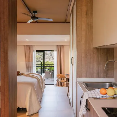 ホテル Zel Costa Brava 3*